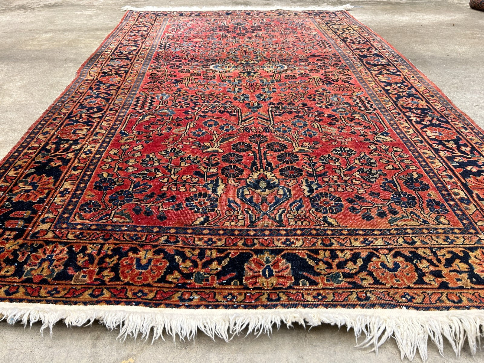 4'9"x6'3" Collector Antique Hand-Knotted 100% Wool Sarouke Rug