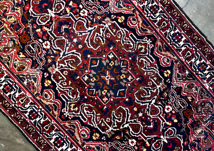 5'5" x 8'10" Hand-Knotted 100% Wool Pile Bakhtiarie Area Rug - Carpet