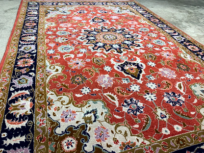 3'4"x5'0'' Fine Hand-Knotted Silk & Wool Tabrize Area Rug