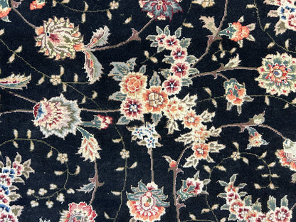 8'9"x11'6" Hand-Knotted Wool & Silk Blend Oriental Rug