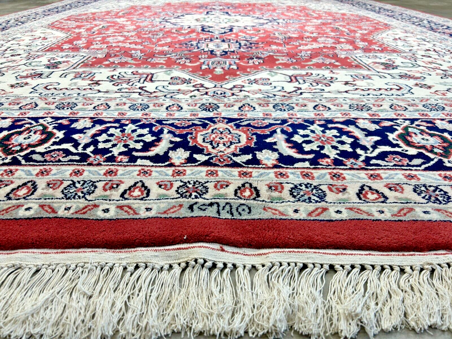 9' x 12' Hand-Knotted 100% Wool Carpet - Herize Design Area Rug