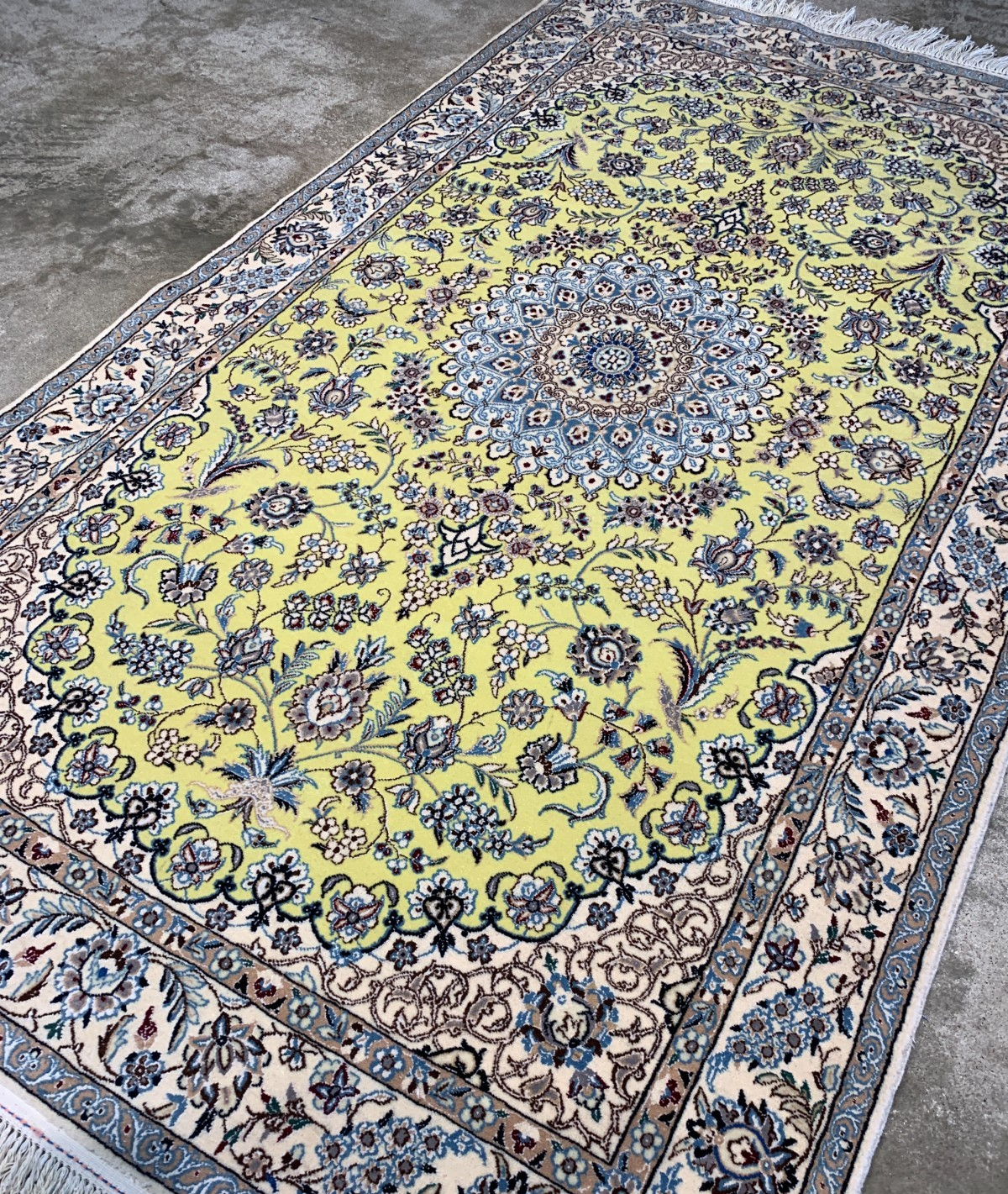 3'5"x5'10''  Very Fine Hand-Knotted Silk & Wool Naine Area Rug - Carpet