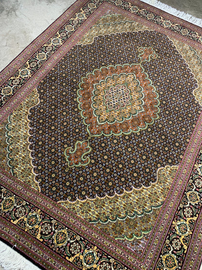 5'x6'8" Fine Hand-Knotted Wool & Silk Blend Tabrize Mahi Carpet - Area Rug