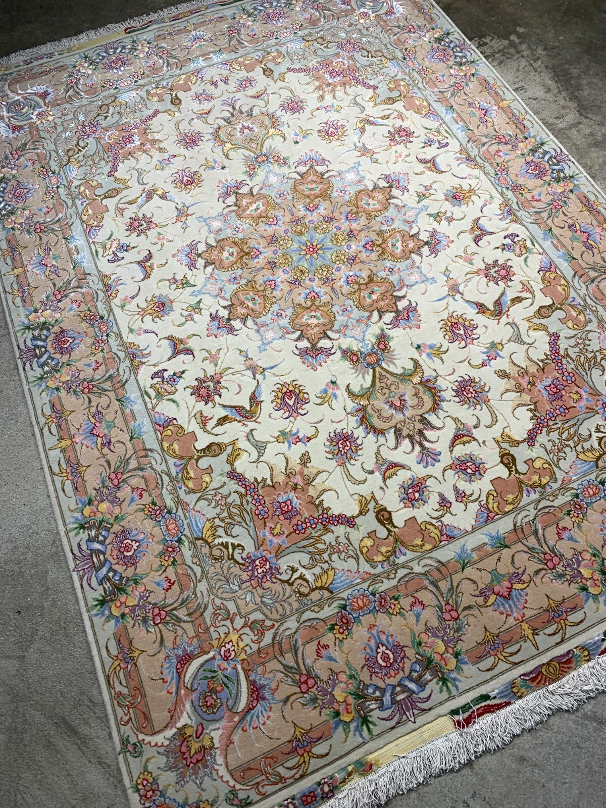 4'10"x6'10" Very Fine Hand-Knotted Wool & Silk Blend Tabrize Carpet - Area Rug