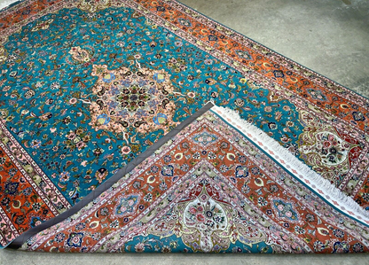 5'9"x9'5" Extra-Fine Hand-Knotted Wool & Silk Blend Tabrize Carpet - Area Rug