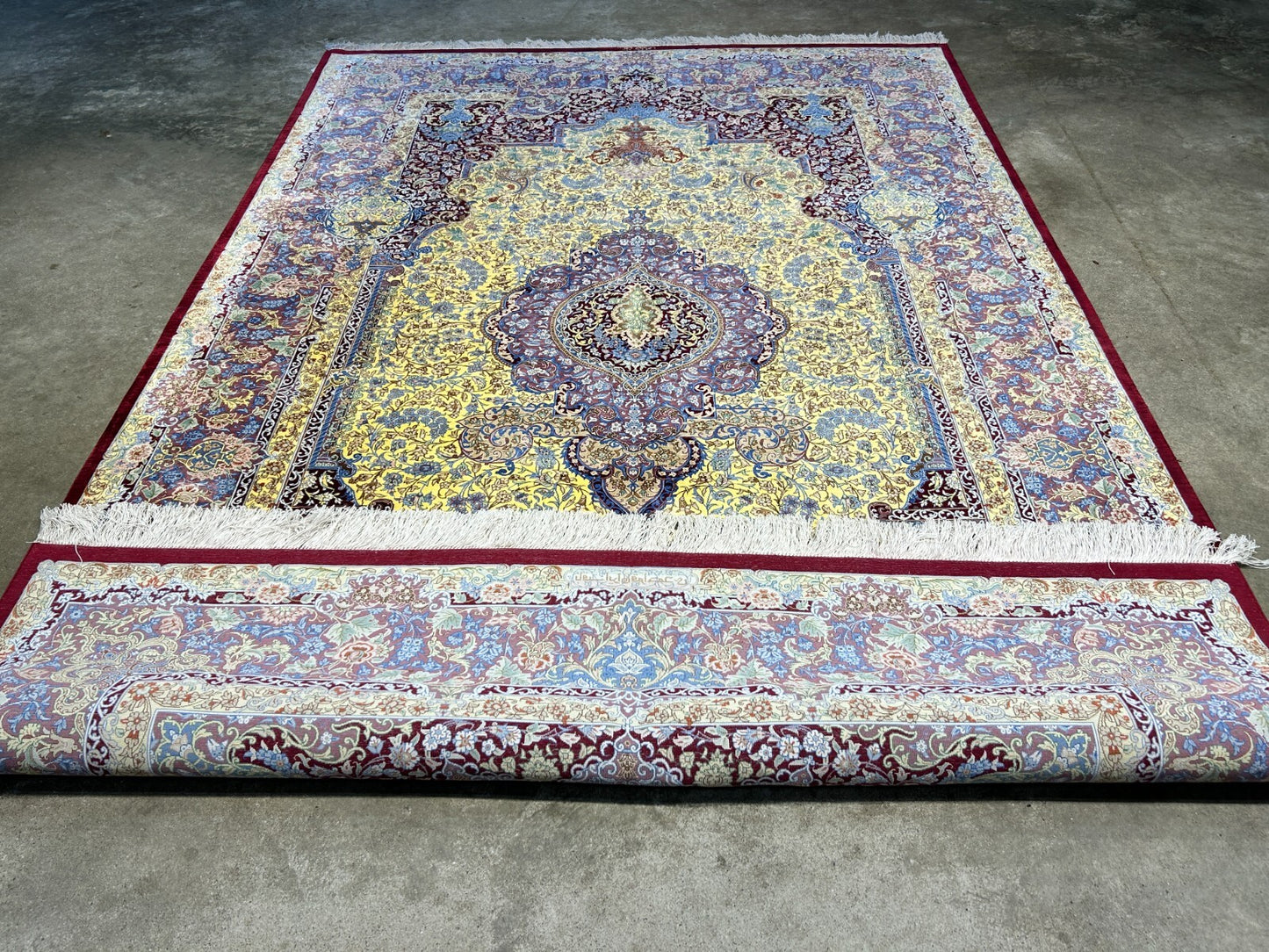 5'4"x8'2" Exquisite Extra-Fine Hand-Knotted 100% Silk Qume Carpet - Area Rug