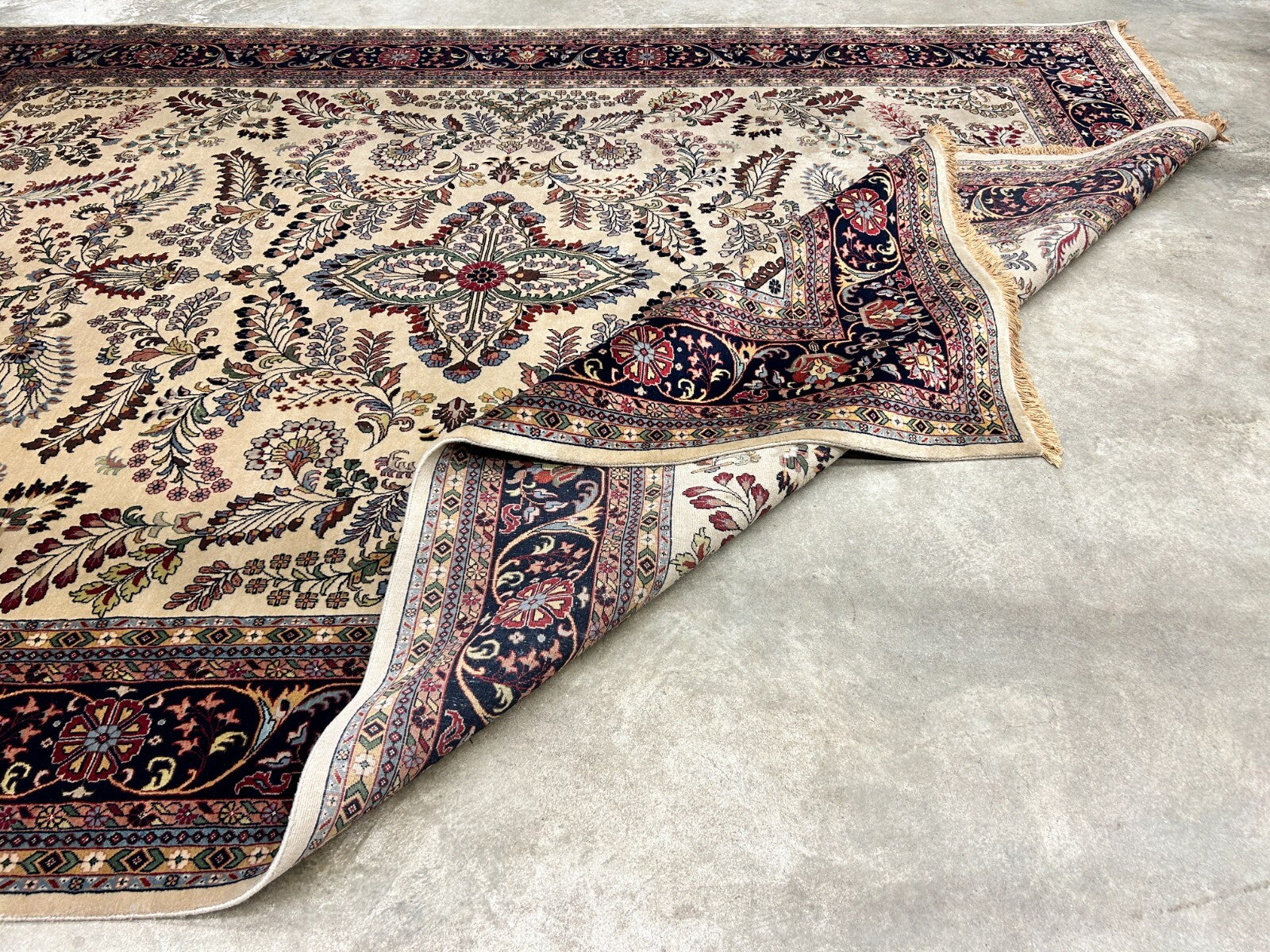 9'1"x12'1" Hand-Knotted 100% Lamb Wool Sarouke Design Carpet - Area Rug