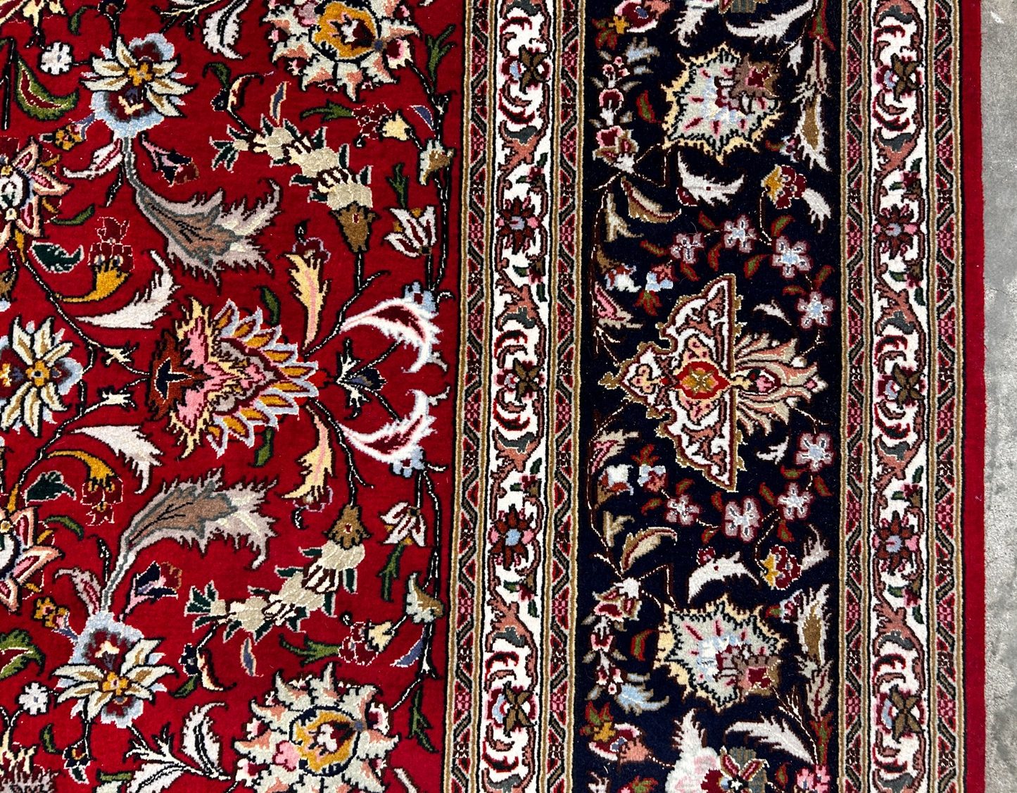 9'x11'9" Fine Hand-Knotted Wool & Silk Tabrize Area Rug - Carpet