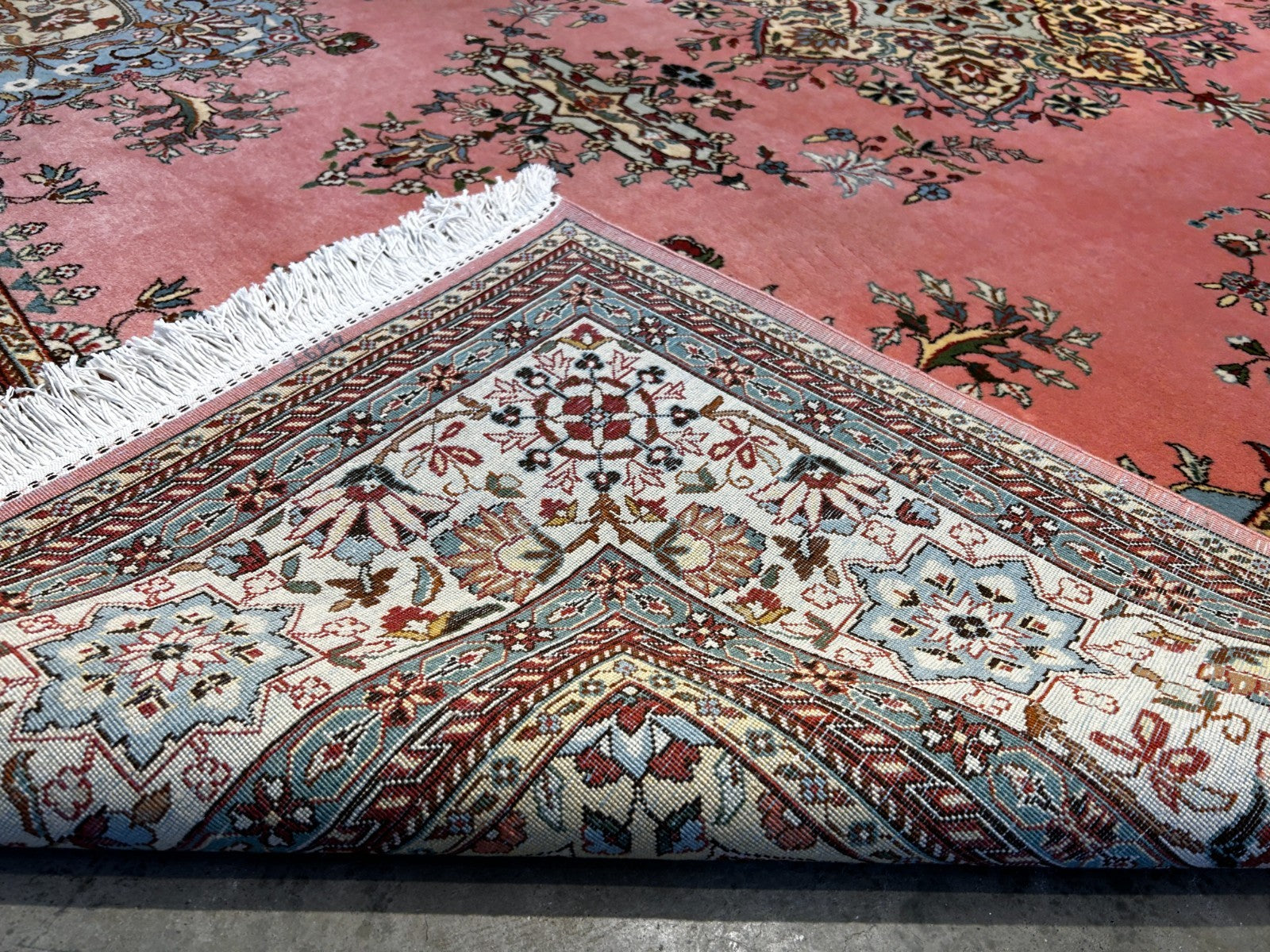 8'4" x 11'10'' Hand-Knotted 100% Wool Pile Romany Area Rug