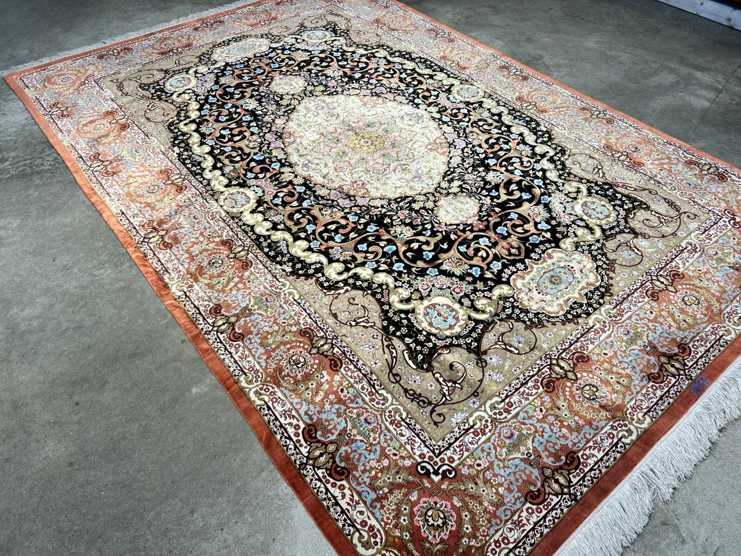 6'6"x9'6" Exquisite Extra-Fine Hand-Knotted 100% Silk Qume Carpet - Area Rug