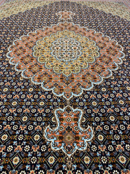 5'x6'5" Fine Hand-Knotted Wool & Silk Blend Tabrize Mahi Carpet - Area Rug