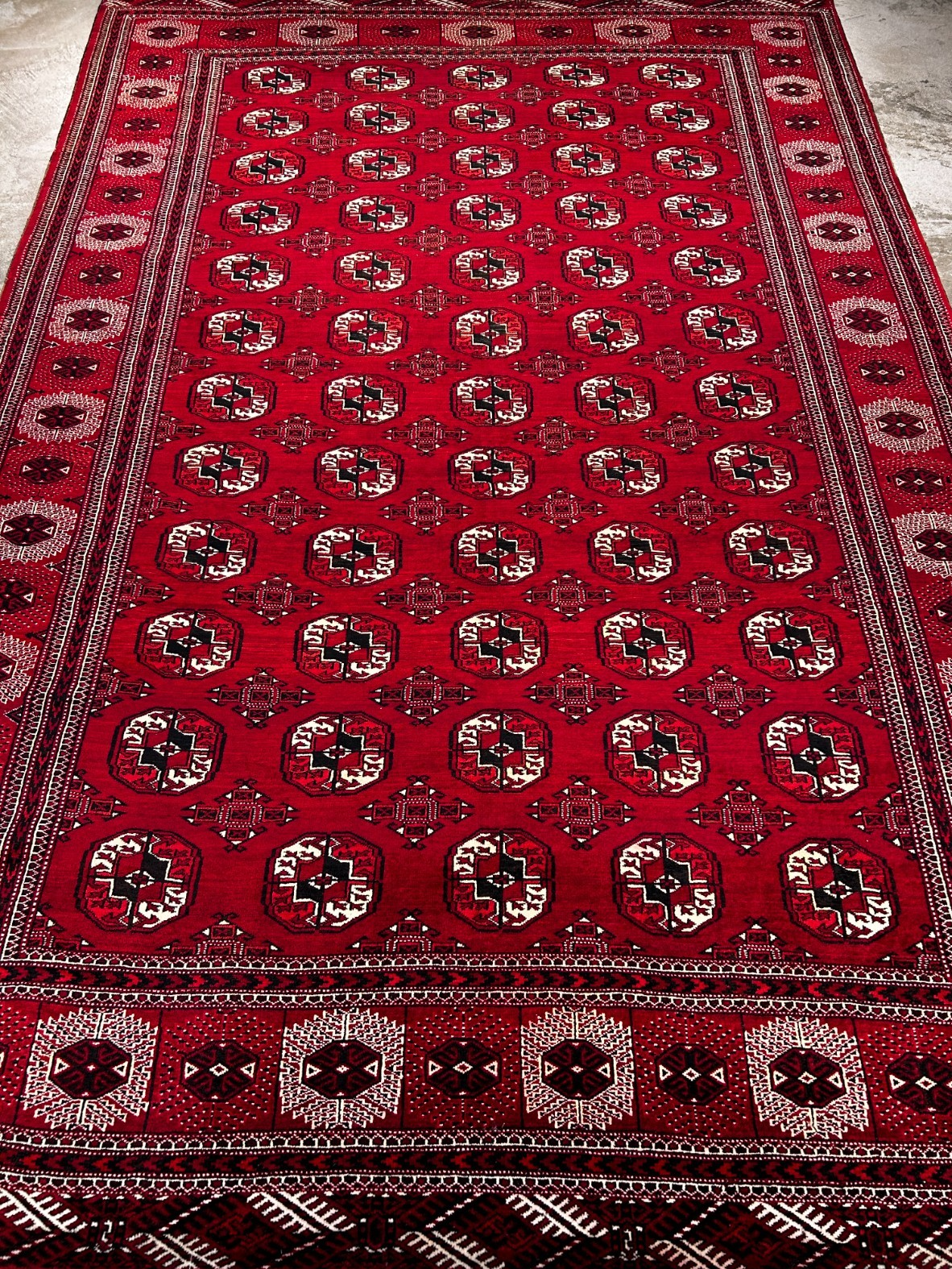 7'6" x 11'5'' Hand-Knotted 100% Wool Pile Turkamane Area Rug - Carpet