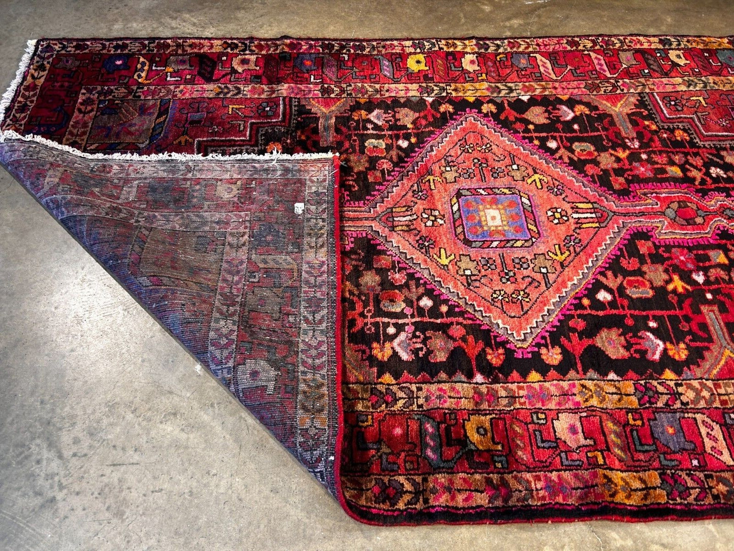 4'9" x 8'6" Hand-Knotted 100% Wool Carpet - Hamadane Area Rug