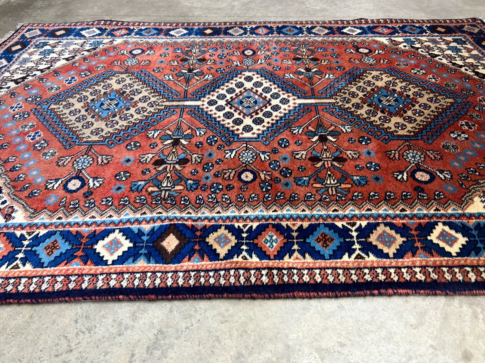 3'2"x5' Hand-Knotted 100% Wool Pile Yalamehe Rug