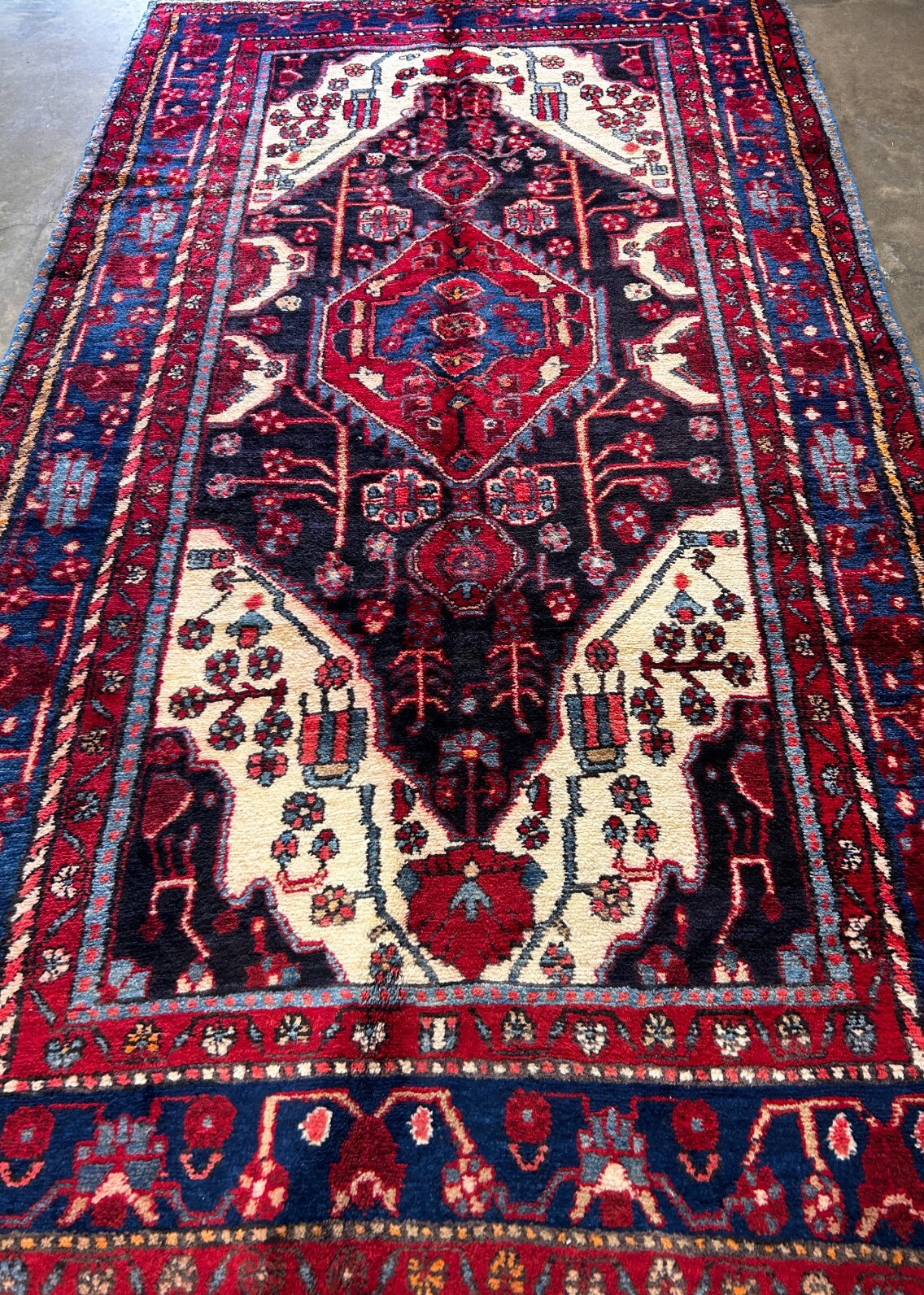 5'2" x 9'2'' Hand-Knotted 100% Lamb Wool Pile Nahavande Area Rug - Carpet