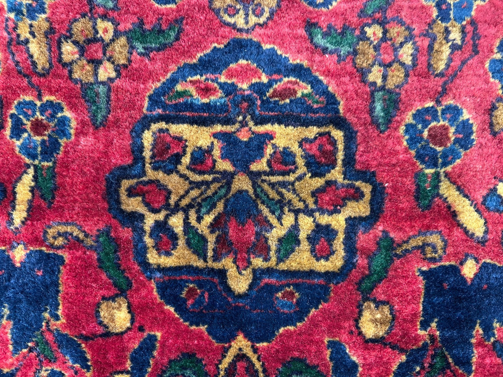 4'5"x6'6" Rare Antique Hand-Knotted 100% Wool Pile Sarouke Area Rug - Carpet