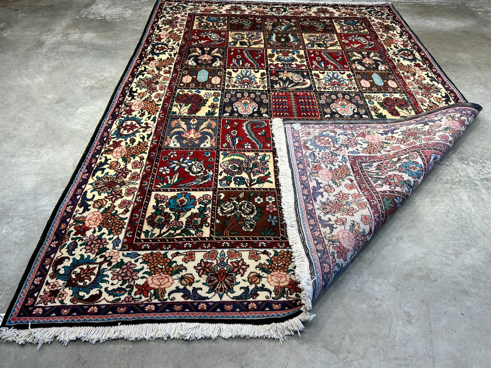 6'9"x9'5" Hand-Knotted 100% Lamb Wool Bakhtiarie Carpet - Area Rug