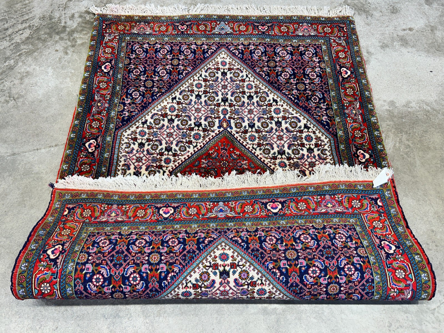 3'9"x5'5" Hand-Knotted 100% Wool Pile Bijare Rug