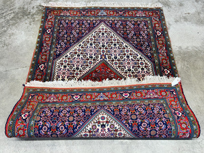 3'9"x5'5" Hand-Knotted 100% Wool Pile Bijare Rug
