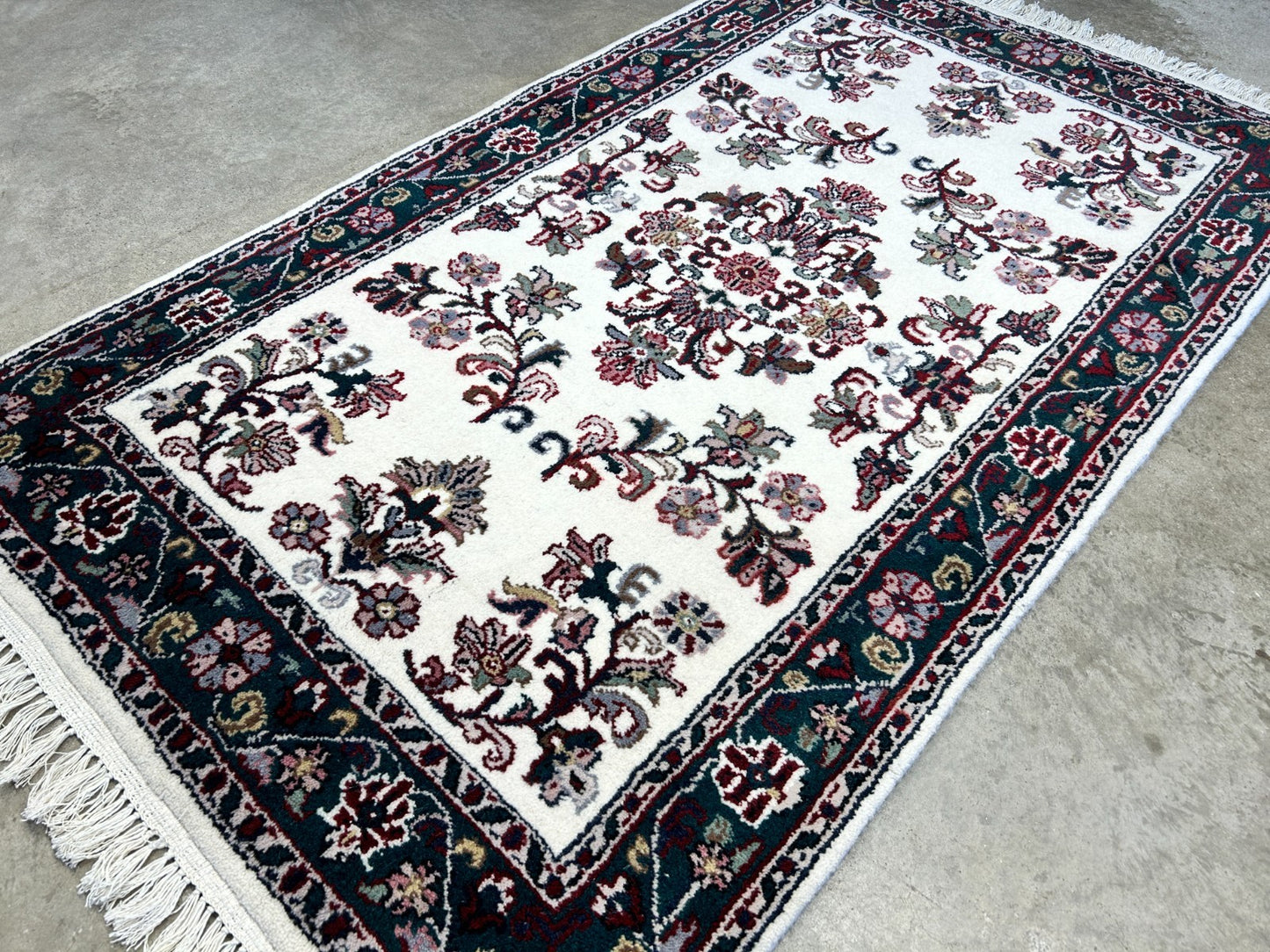 3'x5'1" Hand-Knotted 100% Wool Pile All-Over Kashane Design Area Rug