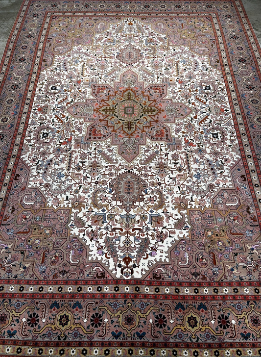 8'1"x11'10'' Fine Hand-Knotted Very Fine Wool Pile Tabrize Herize Area Rug