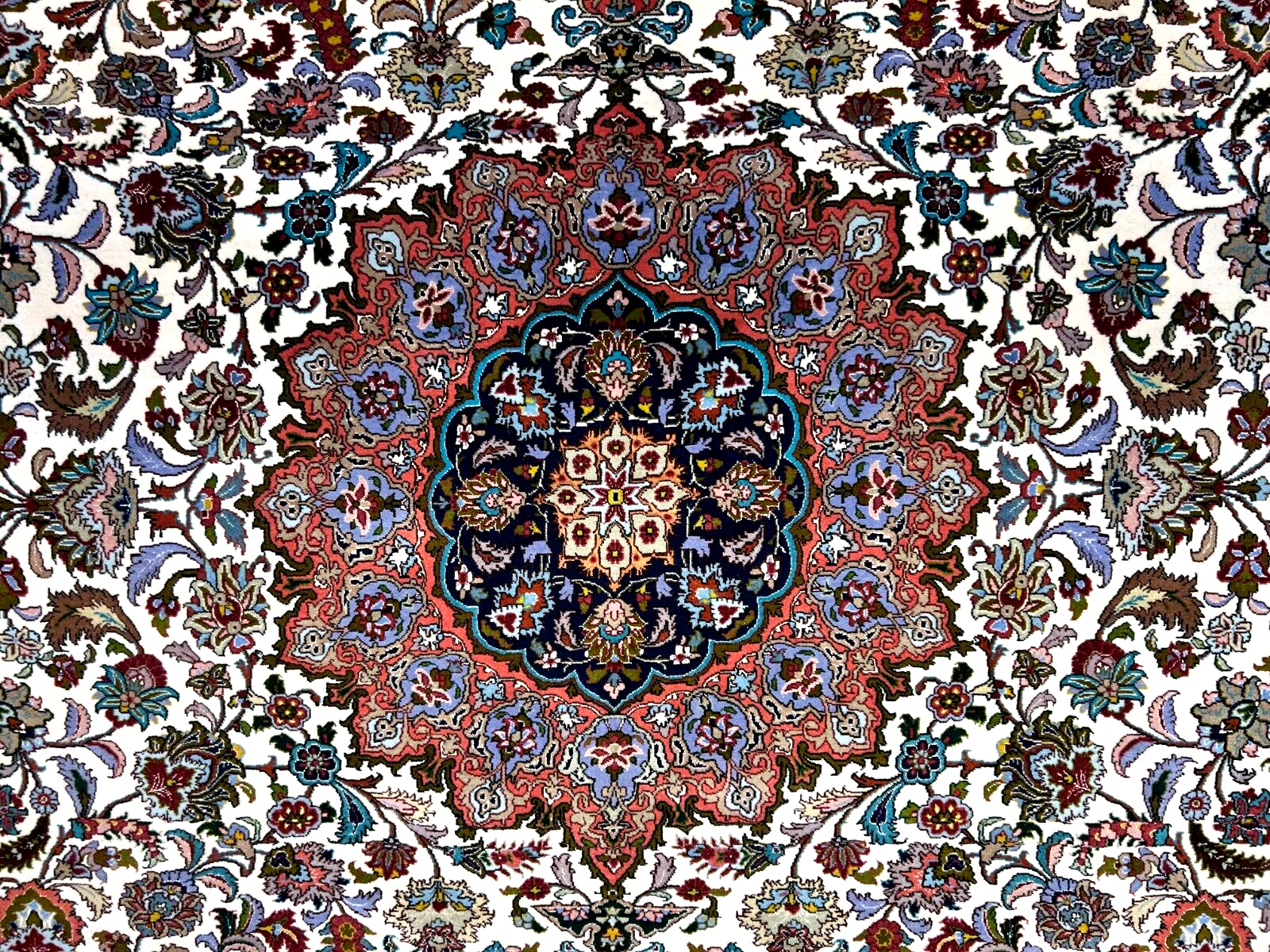 7'0"x10'8" Fine Hand-Knotted Wool & Silk Blend Tabrize Carpet - Area Rug