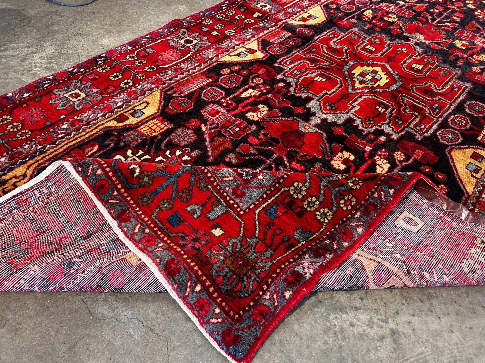 5'0" x 9'11" Hand-Knotted 100% Wool Pile Nahavande Area Rug - Carpet