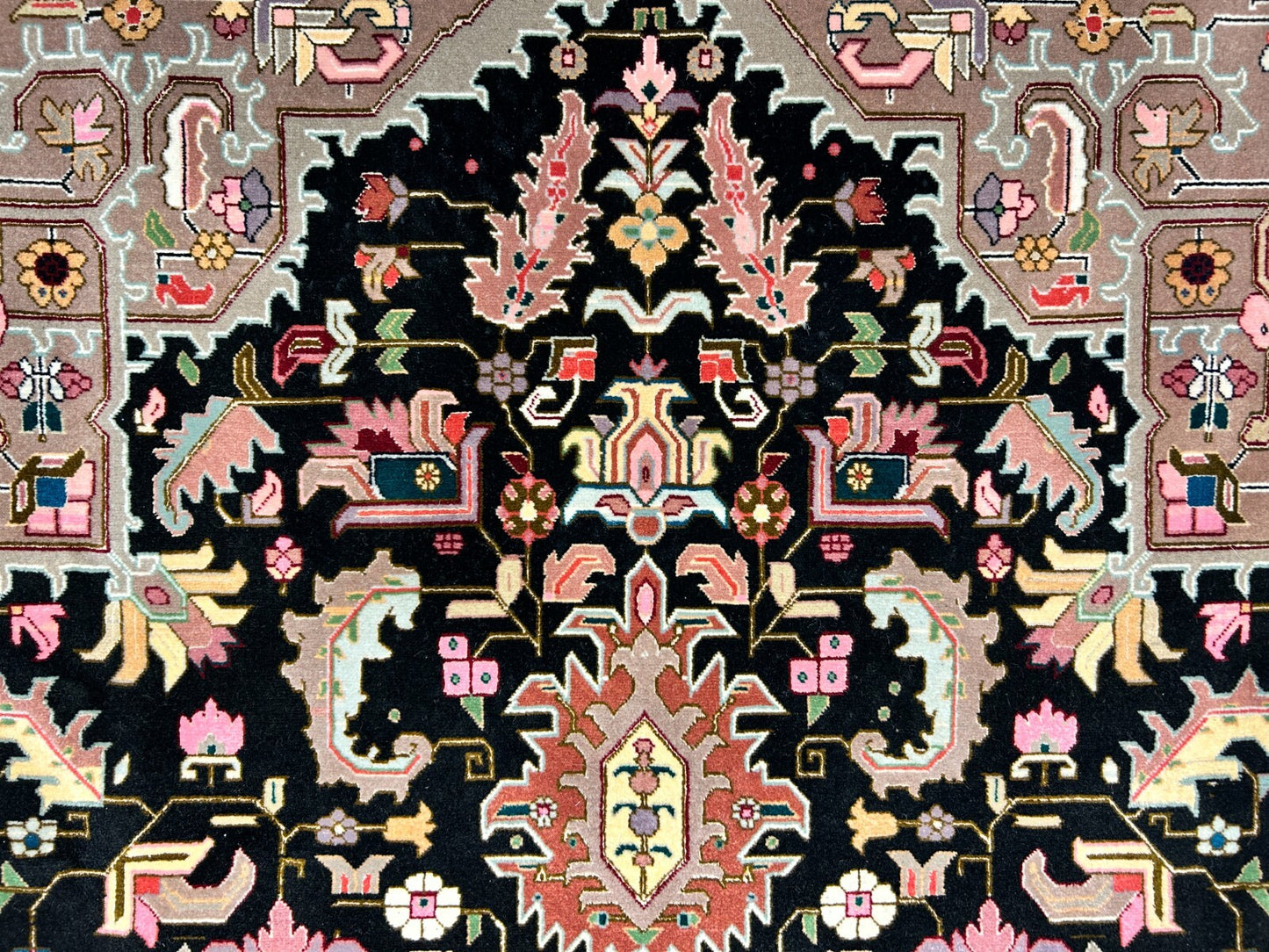 6'6"x9'6" Fine Hand-Knotted Wool & Silk Blend Tabrize Herize Carpet - Area Rug