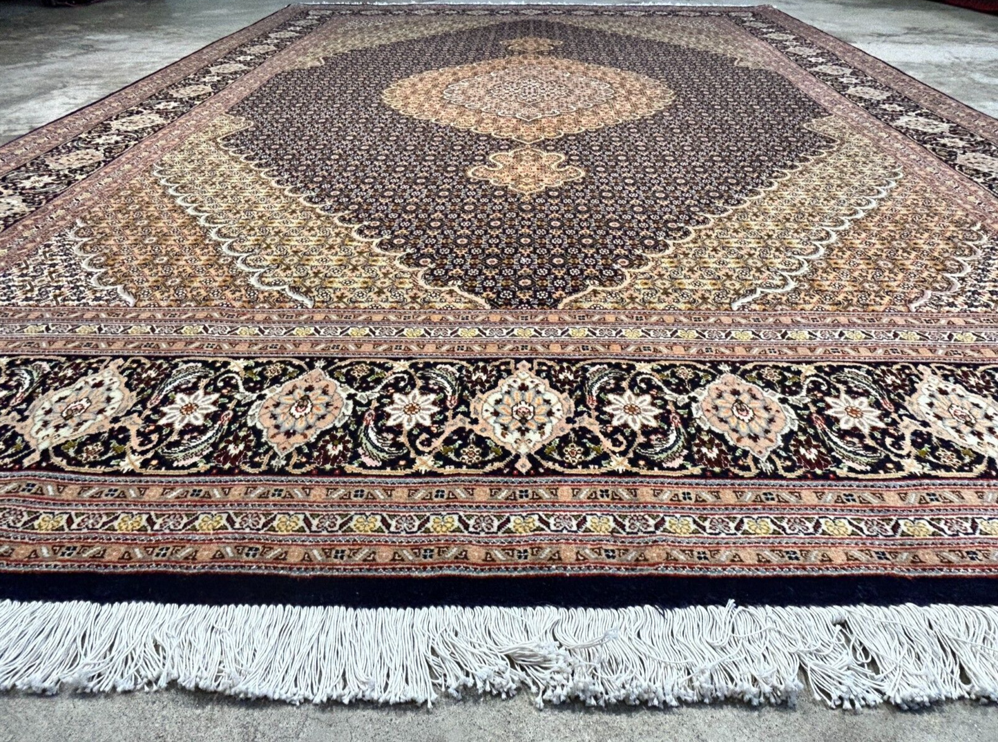 6'6"x9'9" Fine Hand-Knotted Wool & Silk Blend Tabrize Mahi Carpet - Area Rug