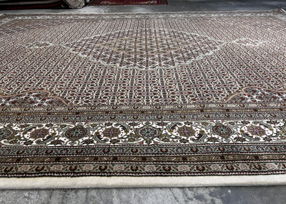 8'3"x11'4'' Hand-Knotted  100% Wool Pile Tabrize Mahi Area Rug