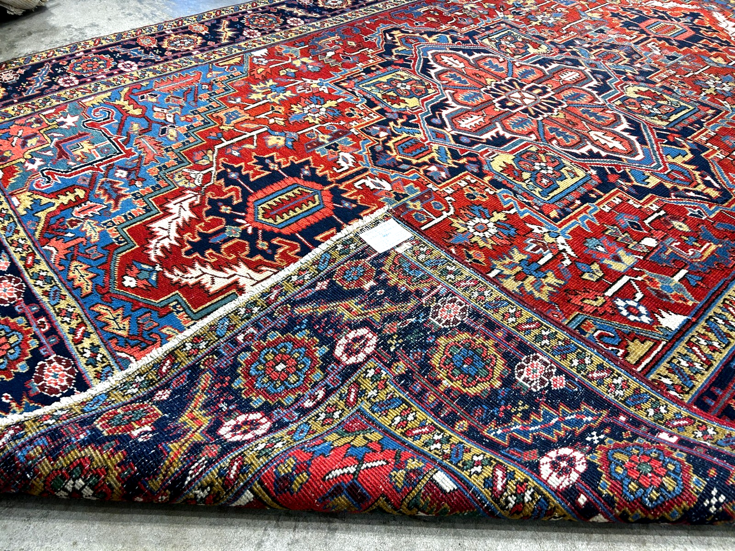 Collector Item - 8'x11'4" Antique Fine Lamb Wool Hand-knotted Serapie Rug