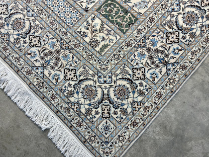 6'9"x10'2" Extra Fine Hand-Knotted Wool & Silk Habibian Naine Rug - Area Carpet