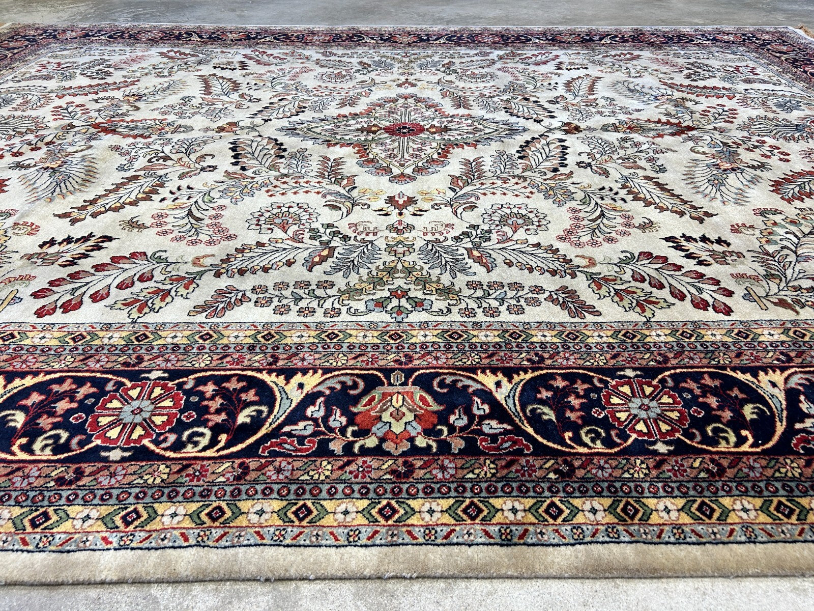 8'8"x11'8" Hand-Knotted 100% Lamb Wool Sarouke Design Carpet - Area Rug