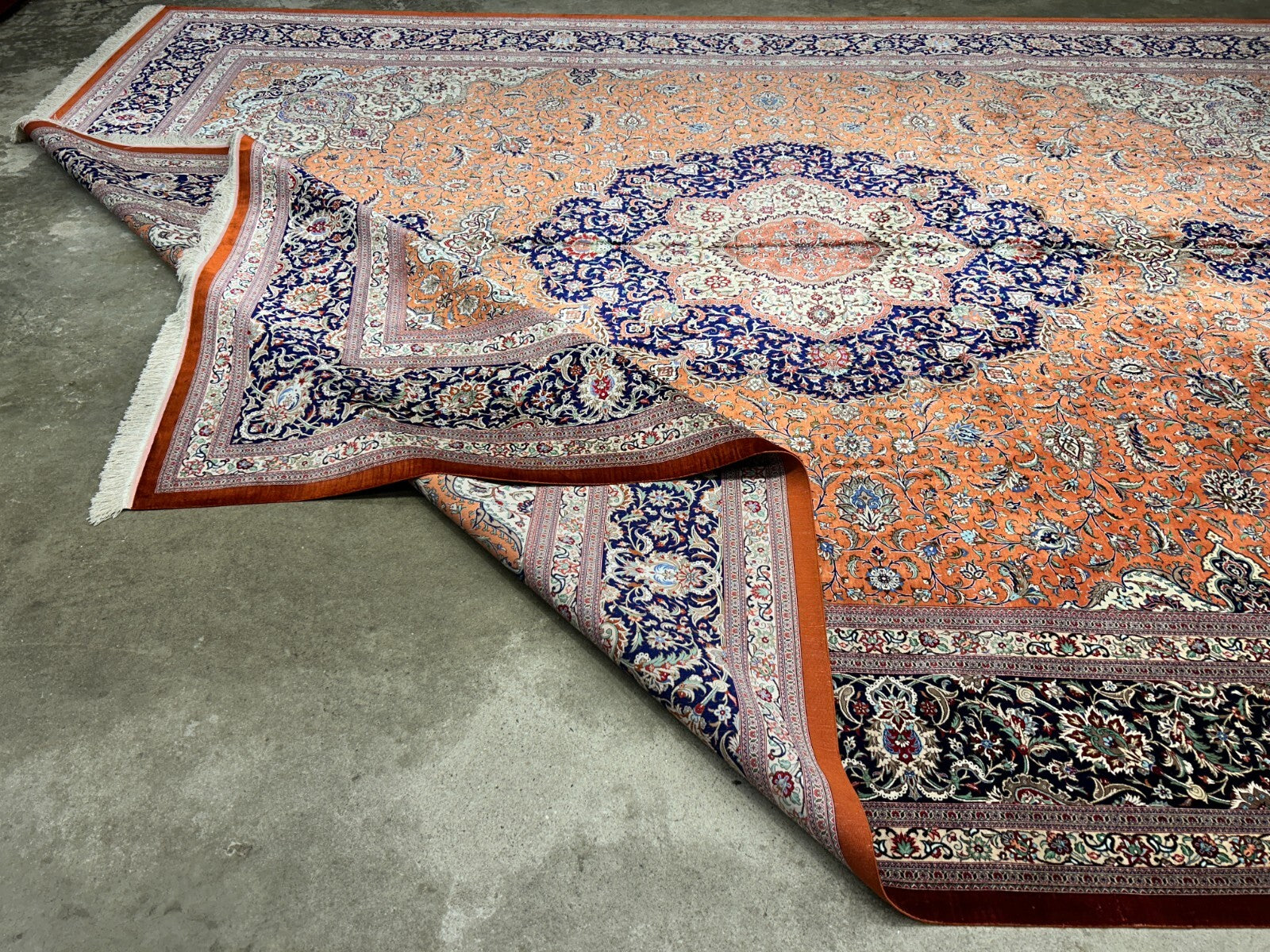 9'10"x13'11" Exquisite Signed Hand-Knotted 100% Silk Qume Rug