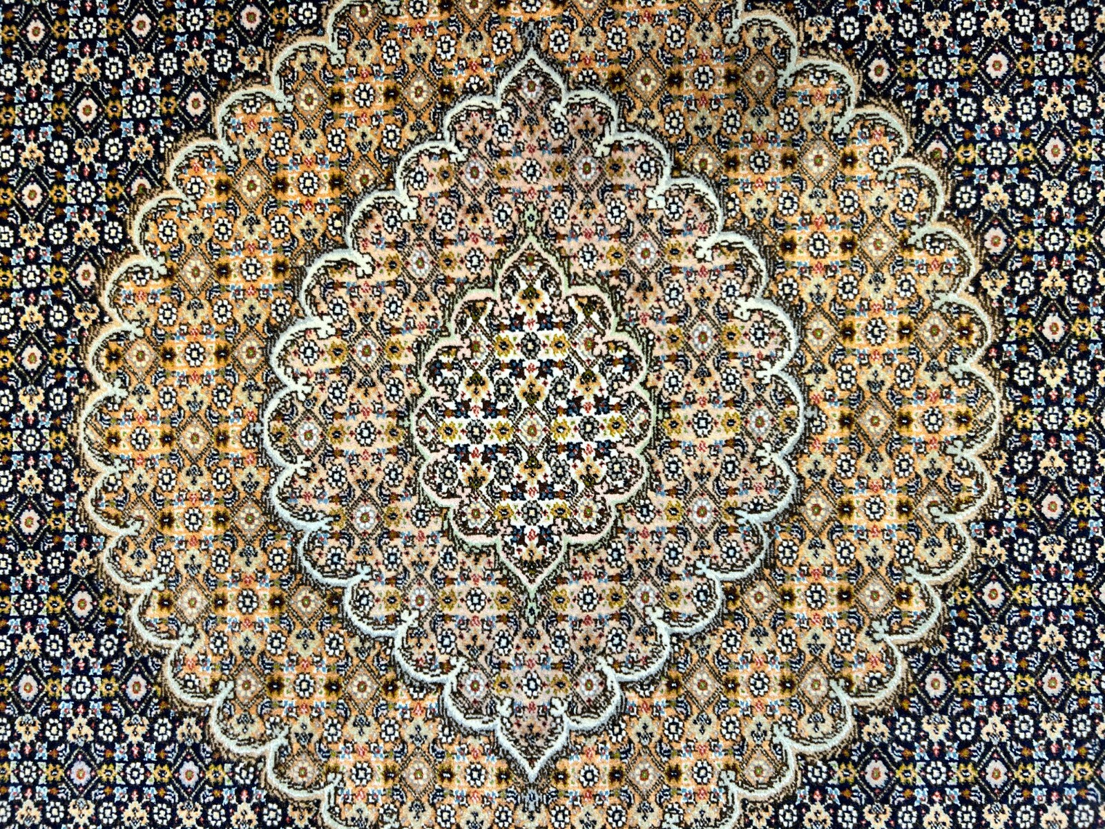 6'7"x9'9" Fine Hand-Knotted Wool & Silk Blend Tabrize Mahi Carpet - Area Rug