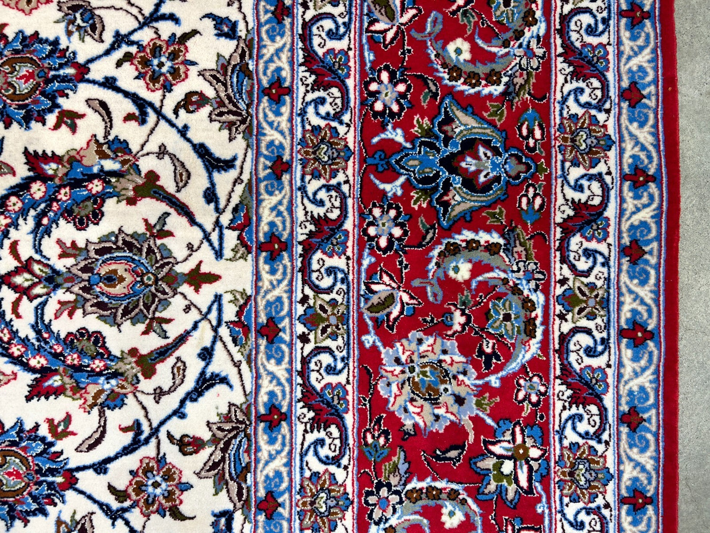 6'9"x10'1" Extra-Fine Hand-Knotted Wool & Silk Blend Isfahane Carpet - Area Rug