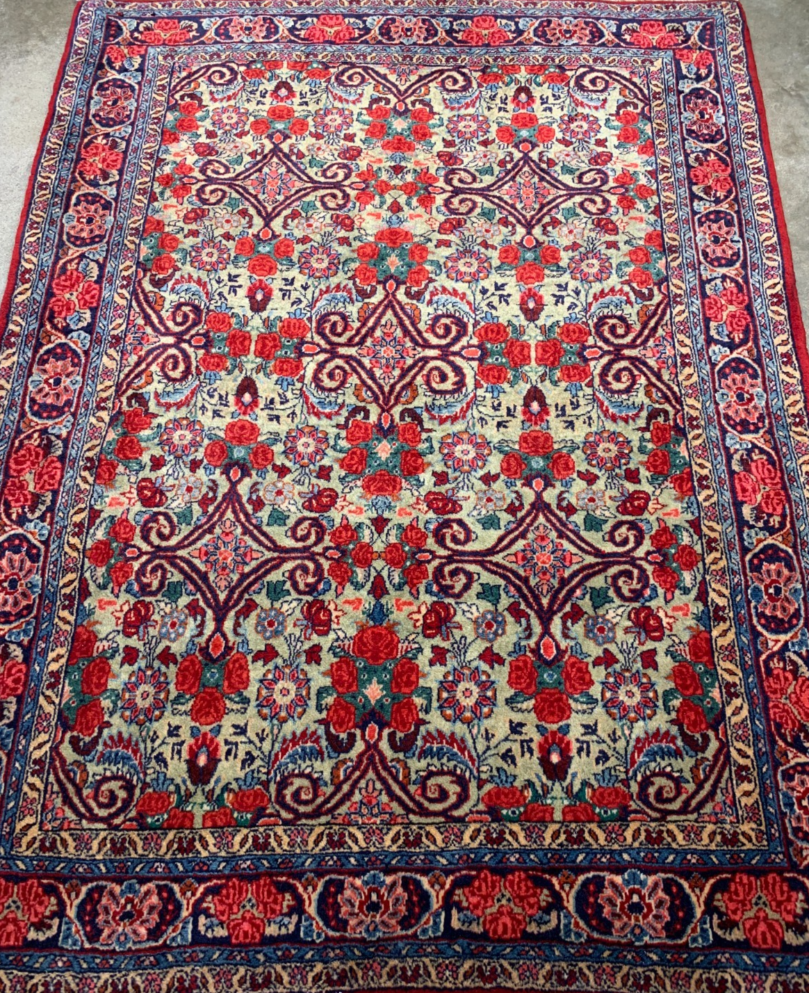 3'8"x4'11'' Hand-Knotted 100% Wool Bidjare Area Rug - Area Carpet