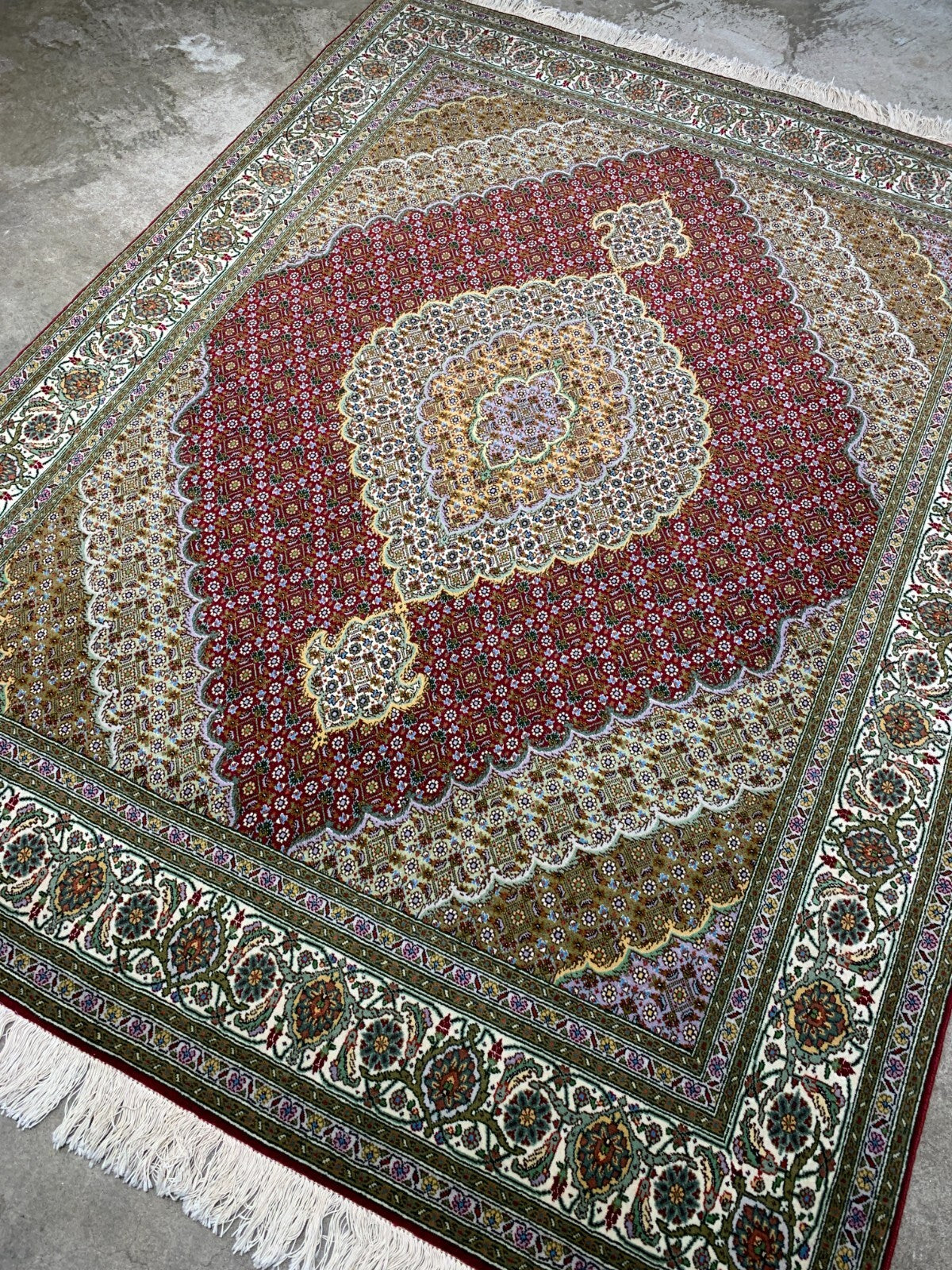 5'x6'8" Fine Hand-Knotted Wool & Silk Blend Tabrize Mahi Carpet - Area Rug