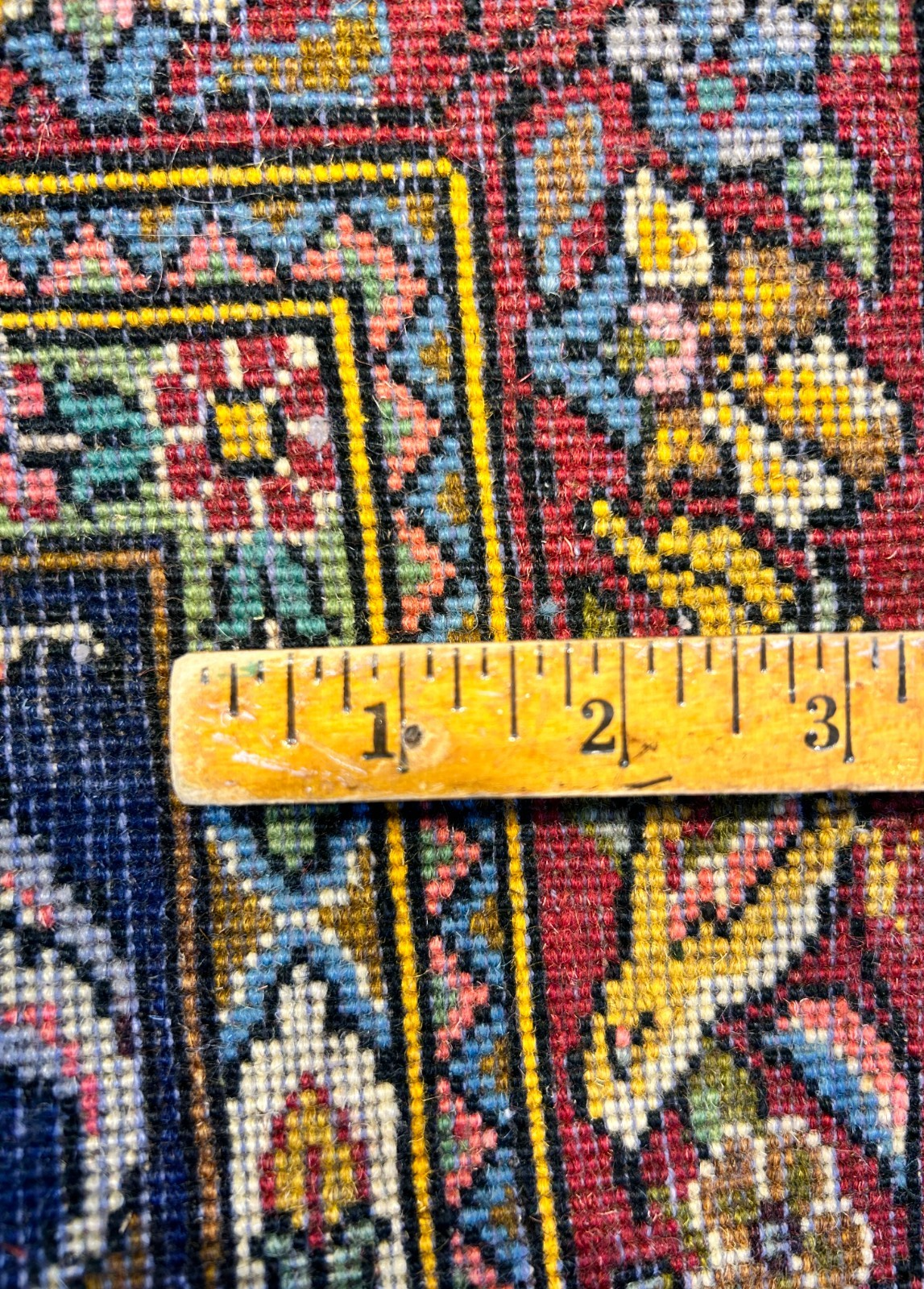 3'5"x5'2" Hand-Knotted 100% Lamb Wool Bakhtiarie Carpet - Area Rug