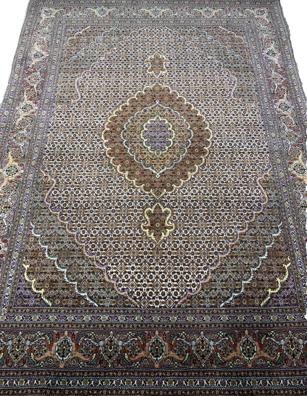 4'7"x6'7" Fine Hand-Knotted Wool & Silk Blend Tabrize Mahi Carpet - Area Rug
