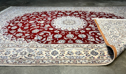 6'7"x9'6" Fine Hand-Knotted Wool & Silk Naine Rug - Area Carpet