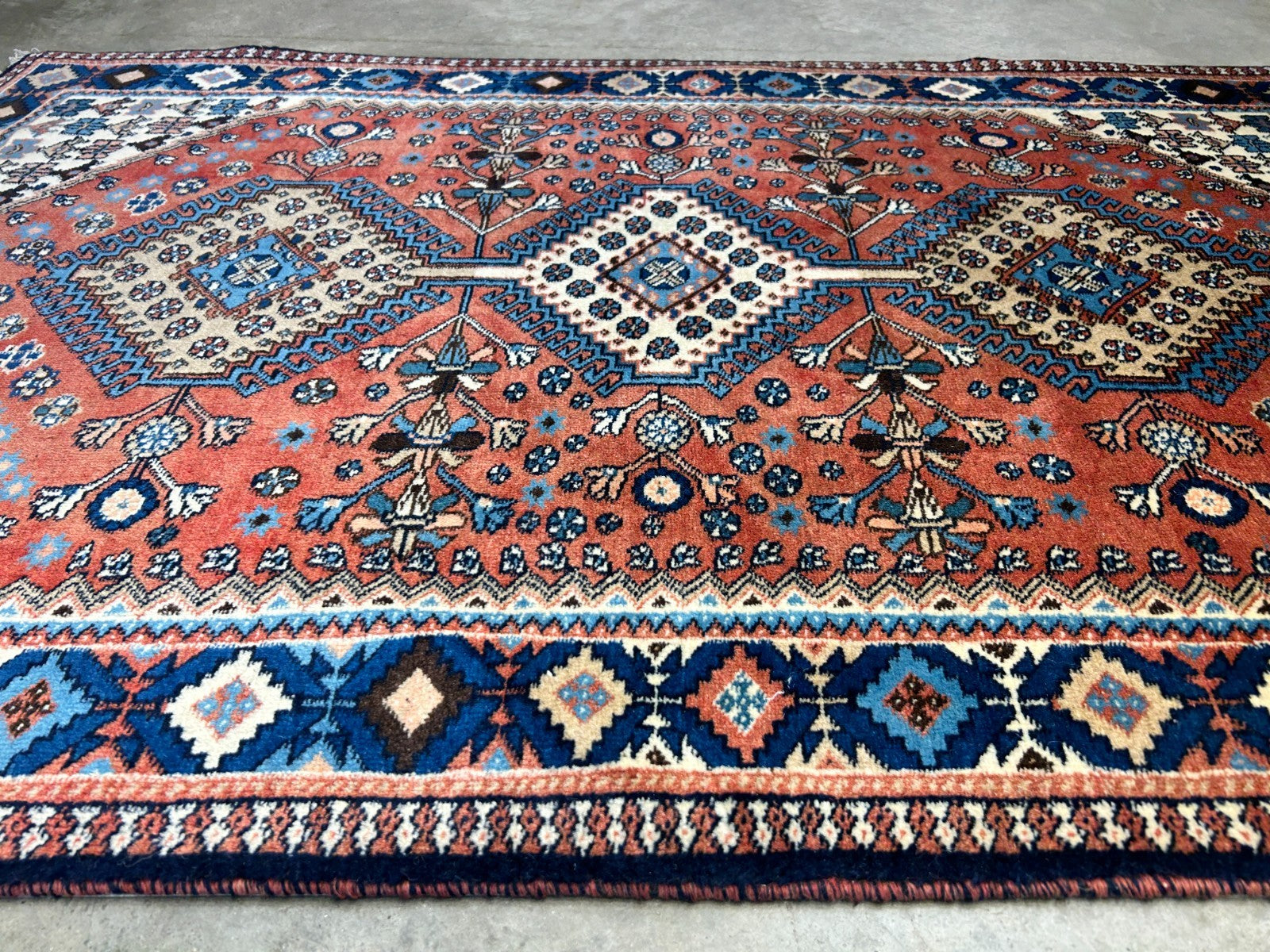 3'2"x5' Hand-Knotted 100% Wool Pile Yalamehe Rug