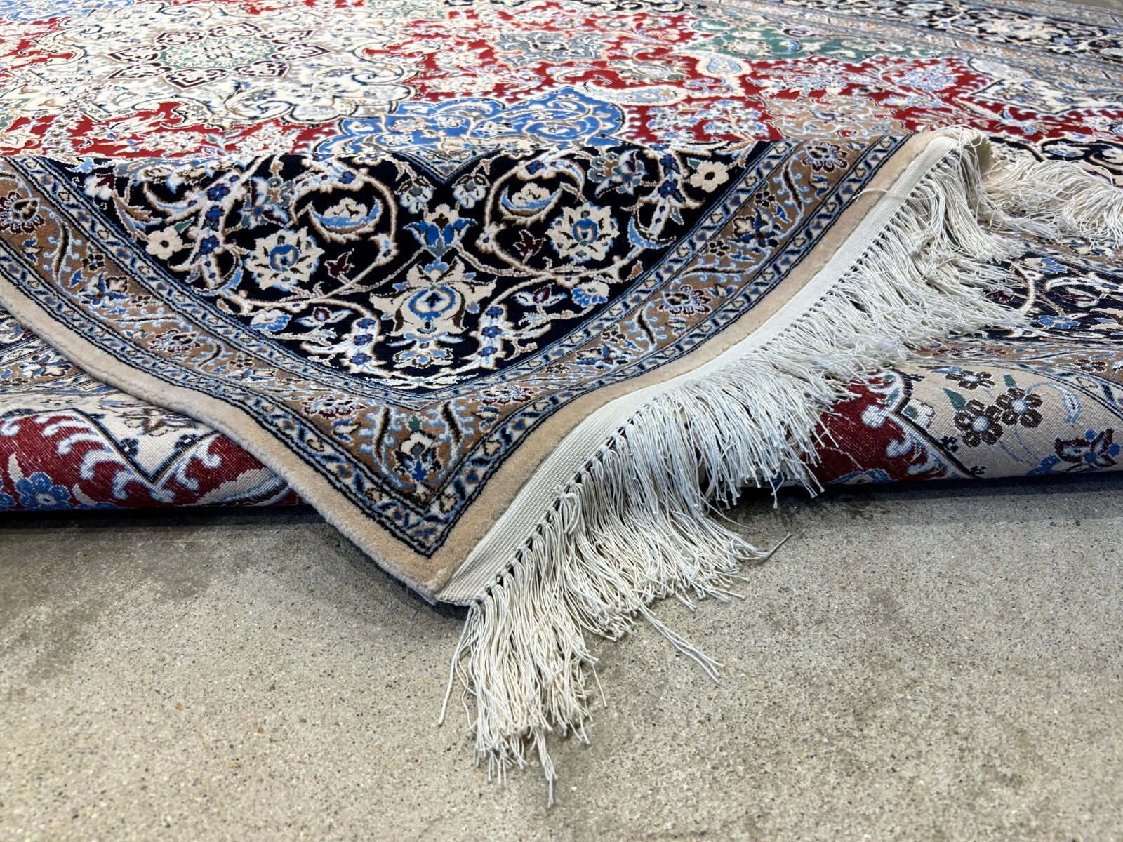 6'8"x10' Very Fine Hand-Knotted Wool & Silk Naine Rug - Area Carpet