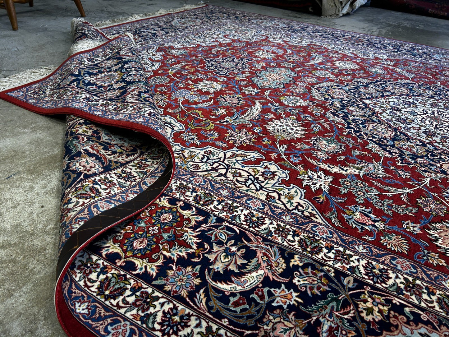 8'1"x11'9" Extra Fine Hand-Knotted Wool & Silk Isfahane Rug