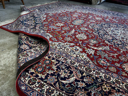8'1"x11'9" Extra Fine Hand-Knotted Wool & Silk Isfahane Rug
