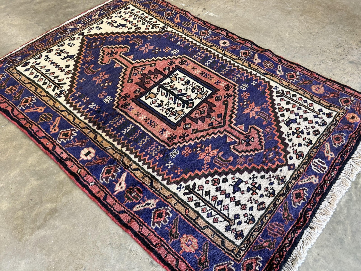 3'4"x5' Hand-Knotted 100% Wool Pile Herize Area Rug - Carpet