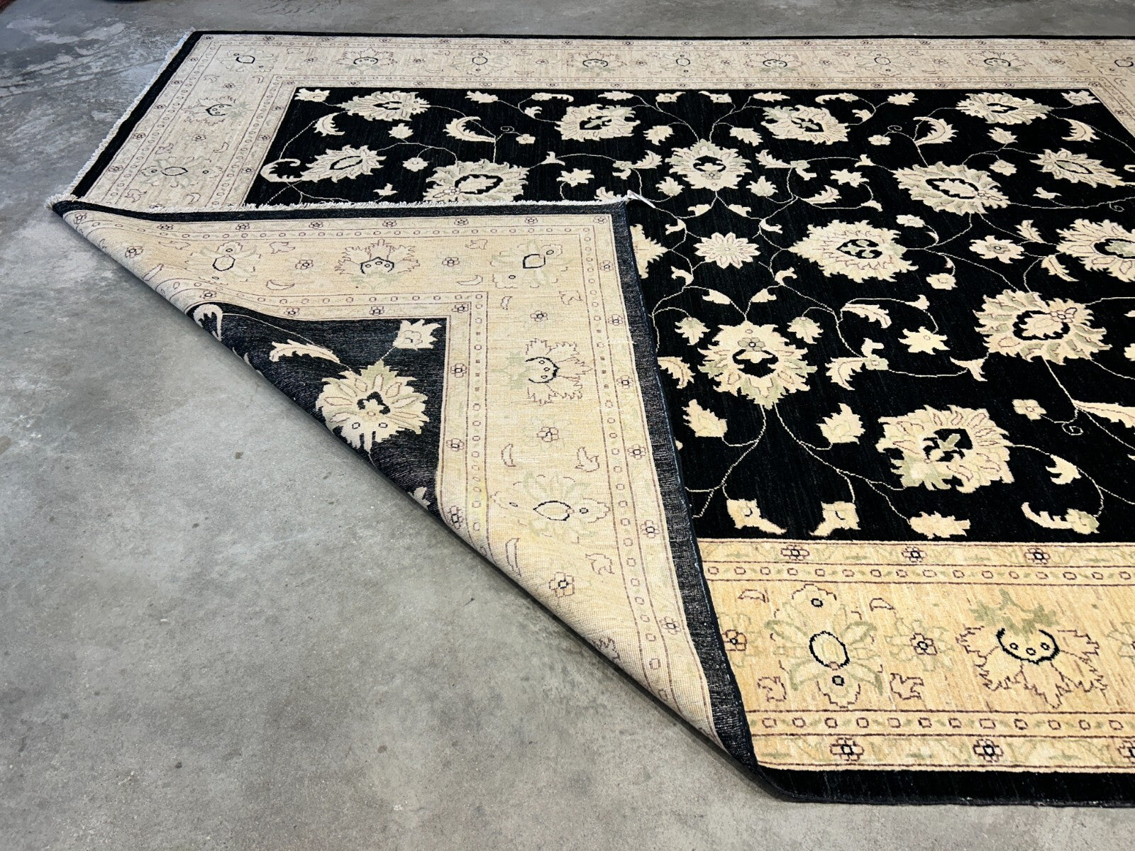 9'x12' Hand-Knotted 100% Wool Pile Oriental Rug