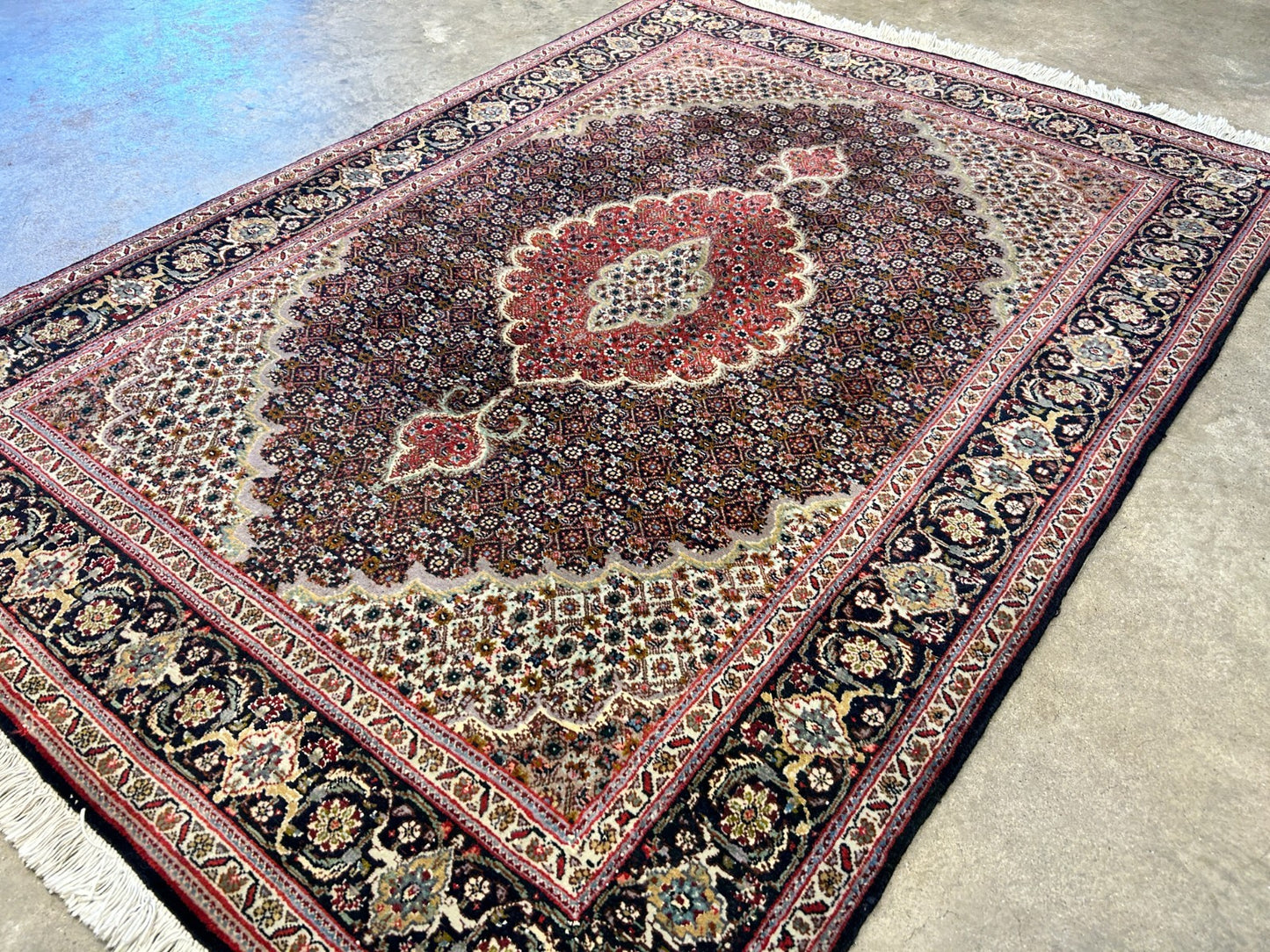 3'4"x4'8" Hand-Knotted 100% Wool Pile Tabrize Mahi Rug