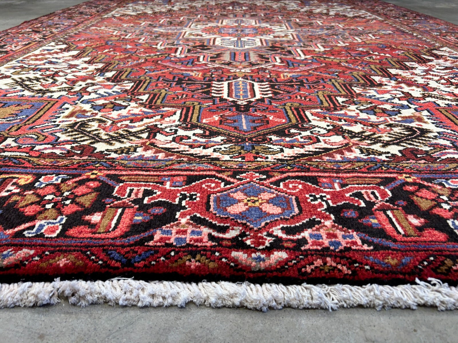 7'3"x9'9" Hand-Knotted 100% Wool Herize Carpet - Area Rug