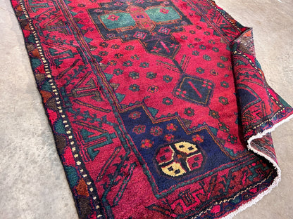 4'10" x 8'10" Hand-Knotted 100% Wool Pile Hamadane Area Rug - Carpet